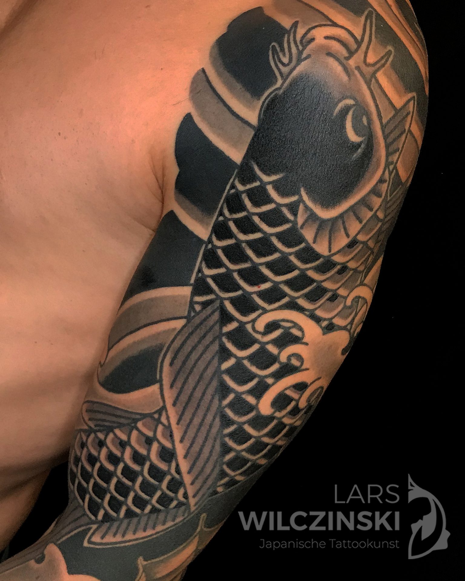 Tattoo Koi schwarzgrausleeve